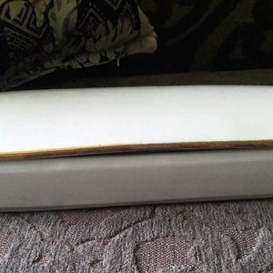 Vintage White Delft Hand Werk Vanity Box Gold Trim